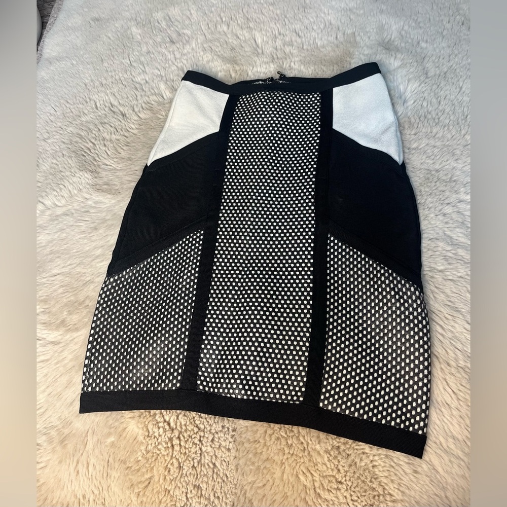 Bebe Pencil Women’s Skirt Black And White Size Small - Picture 2 of 11